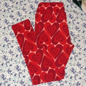 Lularoe legging hear print one size